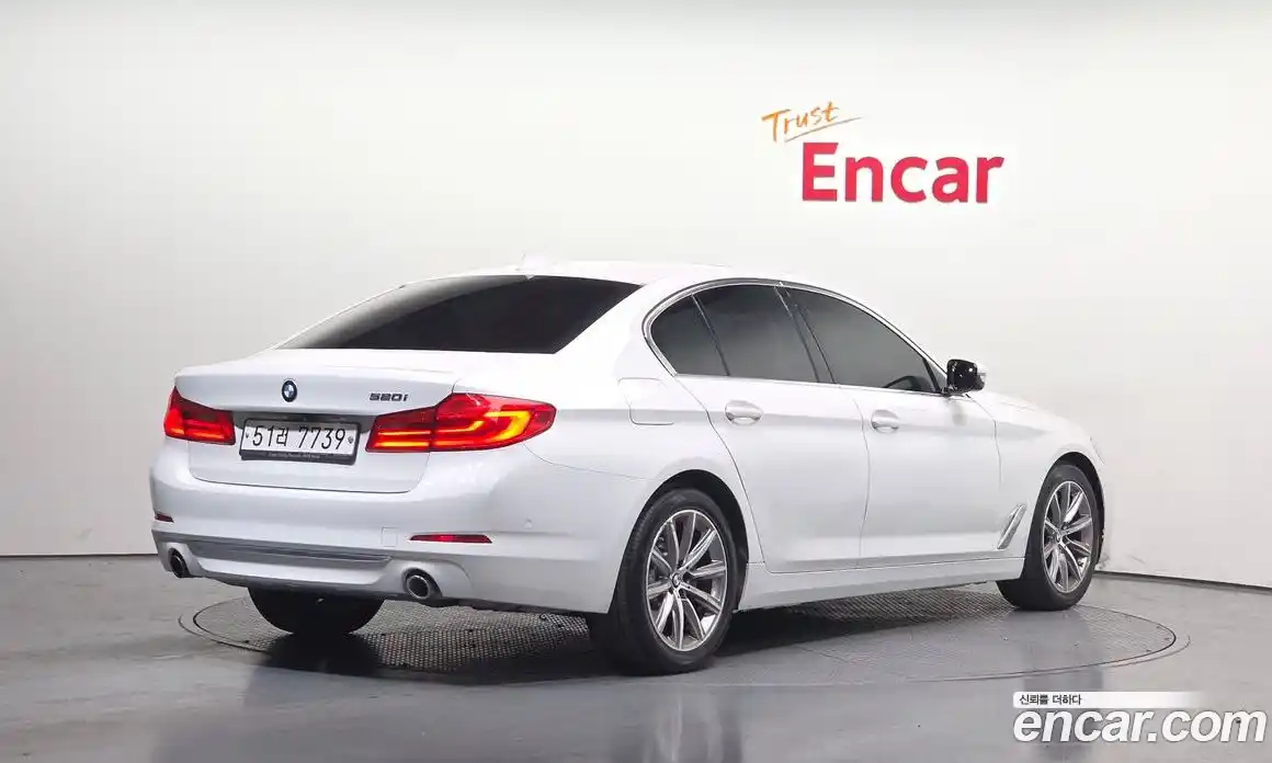 BMW 5-Series 2019 2.0 Автомат в Москве № 228602, фото 12