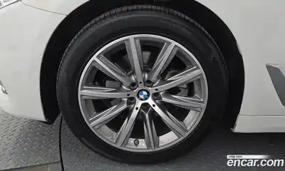 BMW 5-Series 2019 2.0 Автомат в Москве № 228602, миниатюра 3