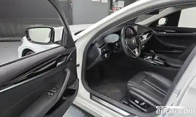 BMW 5-Series 2019 2.0 Автомат в Москве № 228602, миниатюра 9