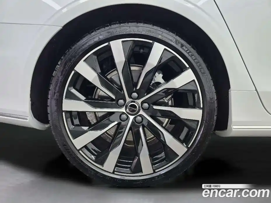 Volvo S90 2026 2.0 Автомат в Москве № 230716, фото 5