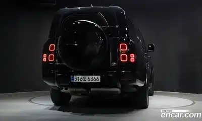 Land Rover Defender 2023 3.0 Автомат в Москве № 231211, миниатюра 12
