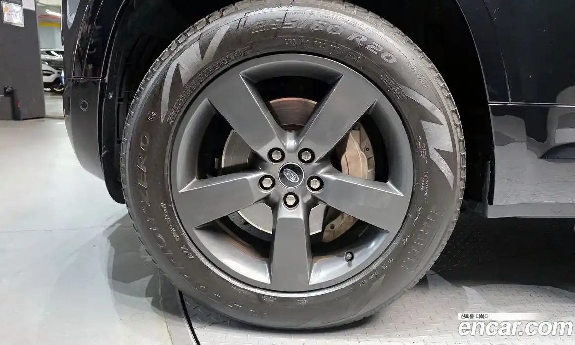 Land Rover Defender 2023 3.0 Автомат в Москве № 231211, фото 19