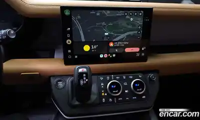 Land Rover Defender 2023 3.0 Автомат в Москве № 231211, миниатюра 9