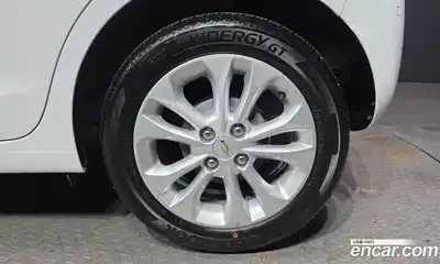 Chevrolet Spark 2022 1.0 Автомат в Москве № 237466, миниатюра 2