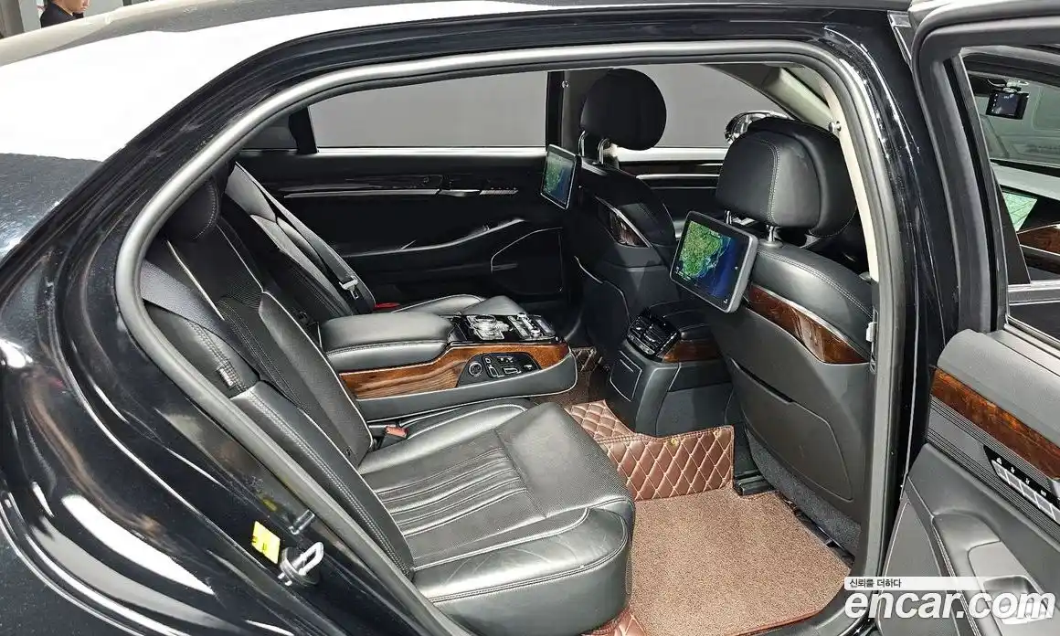 Genesis EQ900 2016 3.8 Автомат в Москве № 24470, фото 12