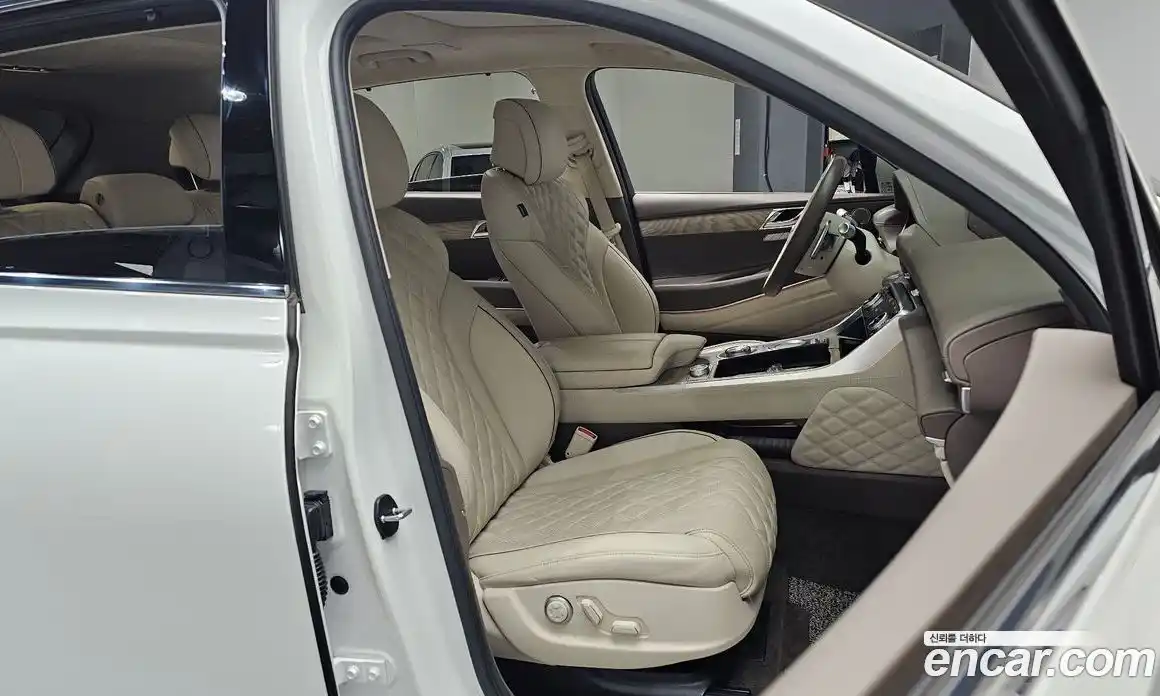 Genesis GV80 2022 2.5 Автомат в Москве № 25485, фото 19