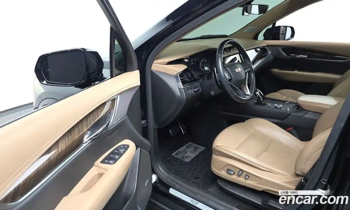 Cadillac XT6 2020 3.6 Автомат в Москве № 256412, фото 1