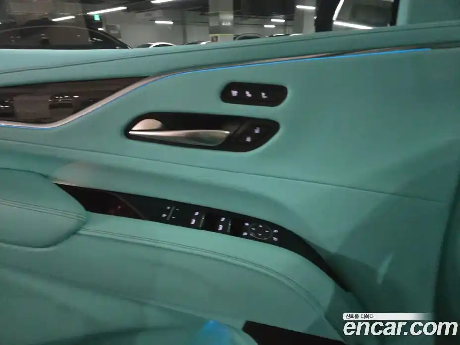 Cadillac Escalade 2023 6.2 Автомат в Москве № 256523, фото 15