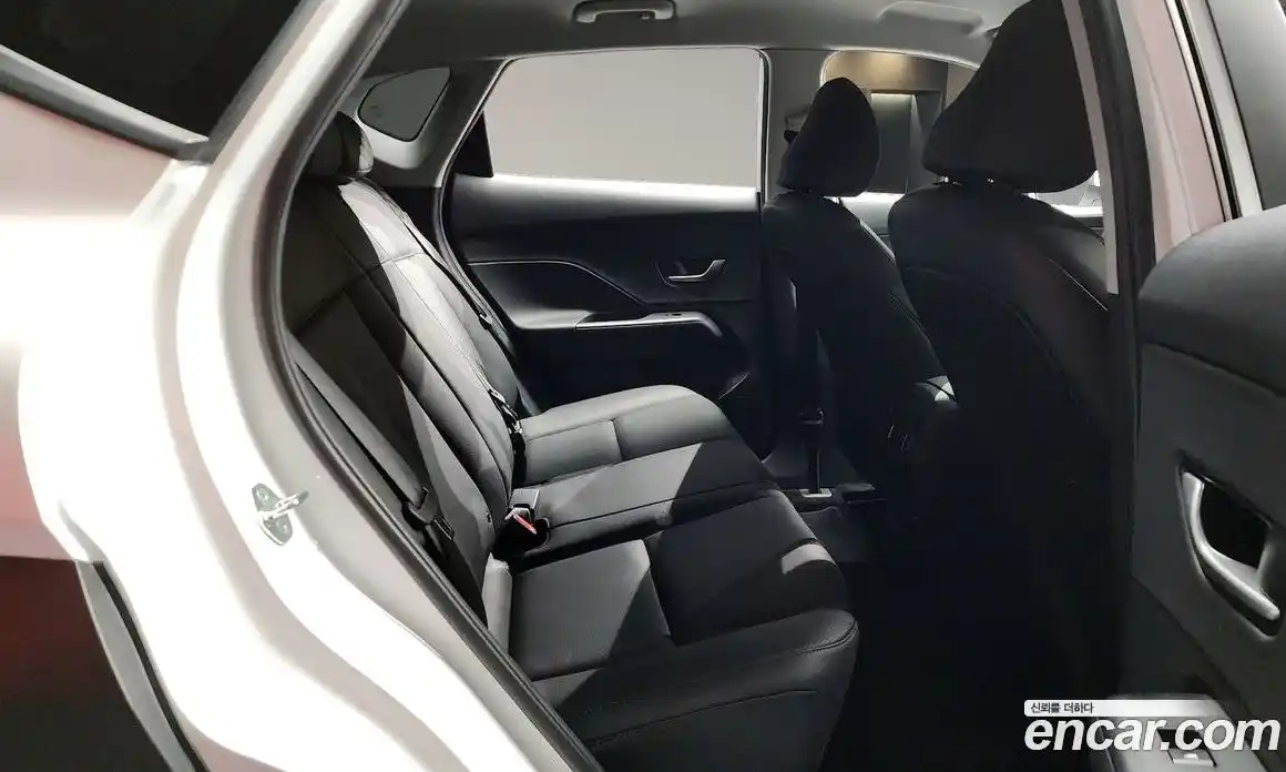 Hyundai Kona 2025 1.6 Автомат в Москве № 265718, фото 17