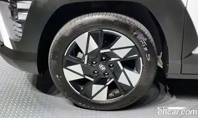 Hyundai Kona 2025 1.6 Автомат в Москве № 265718, миниатюра 6