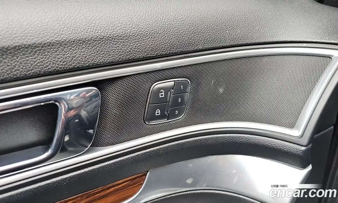 Ford Explorer 2016 2.3 Автомат в Москве № 273397, фото 16