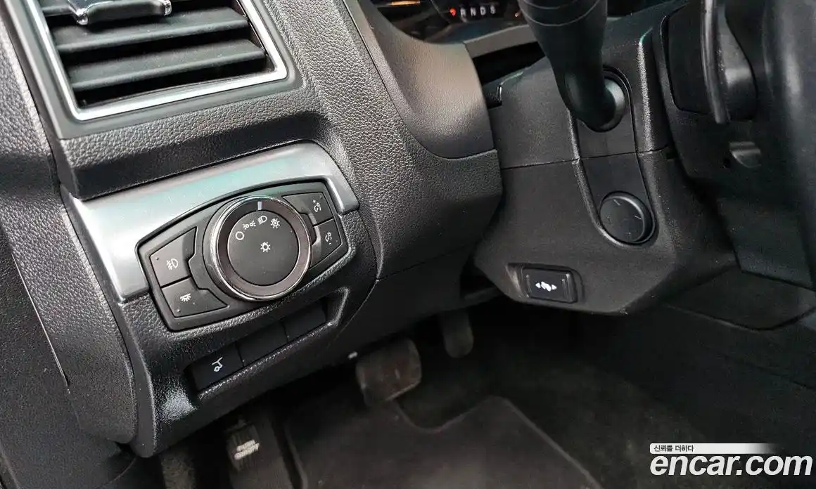 Ford Explorer 2016 2.3 Автомат в Москве № 273397, фото 19