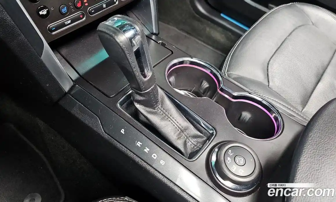 Ford Explorer 2016 2.3 Автомат в Москве № 273397, фото 5