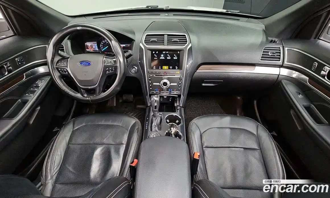 Ford Explorer 2018 2.3 Автомат в Москве № 273411, фото 19