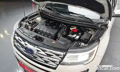Ford Explorer 2018 2.3 Автомат в Москве № 273411, миниатюра 4