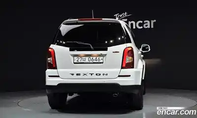 SsangYong Rexton 2016 2.2 Автомат в Москве № 28699, миниатюра 4