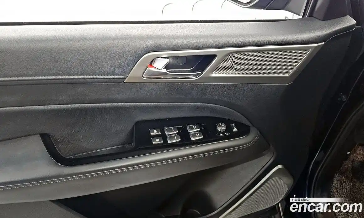 SsangYong Rexton 2018 2.2 Автомат в Москве № 29903, фото 16