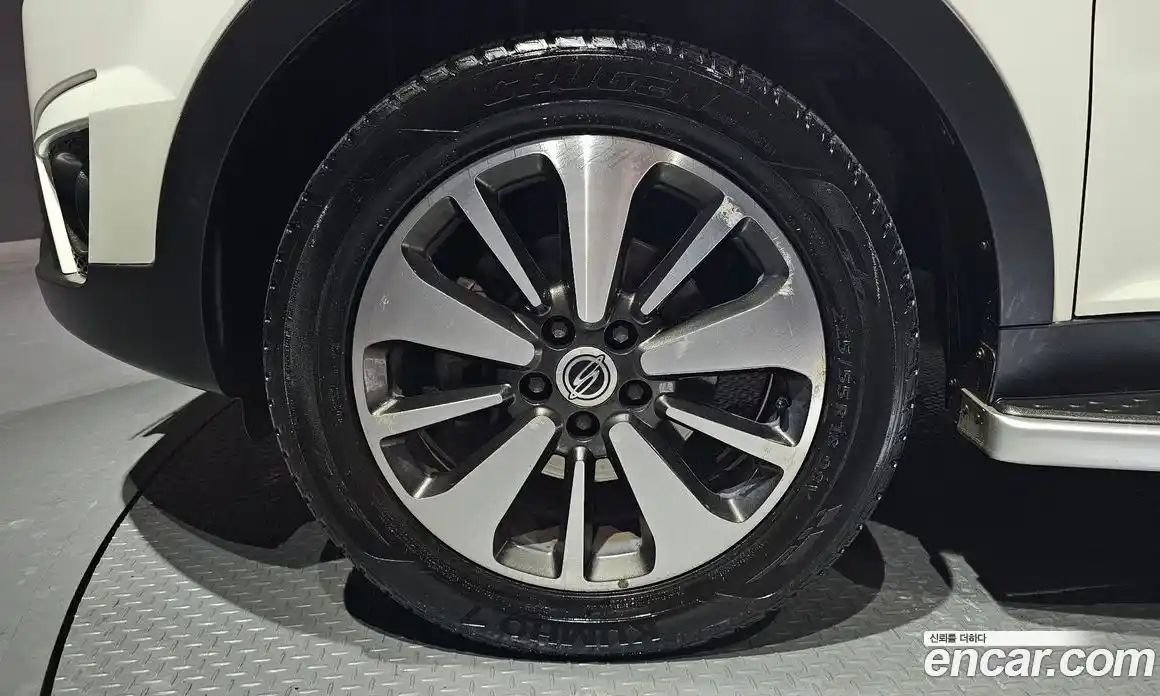 SsangYong Korando 2014 2.0 Автомат в Москве № 30482, фото 5