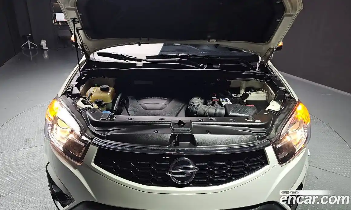 SsangYong Korando 2014 2.0 Автомат в Москве № 30482, фото 6