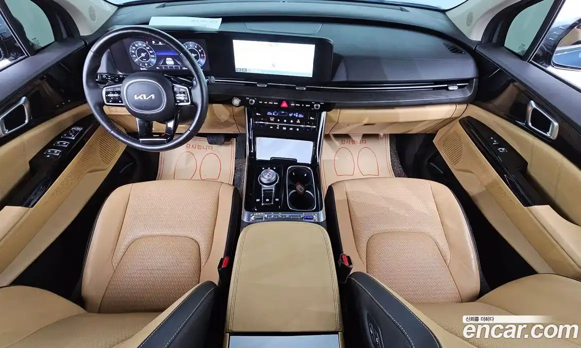 Kia Canival 2023 3.5 Автомат в Москве № 321603, фото 17