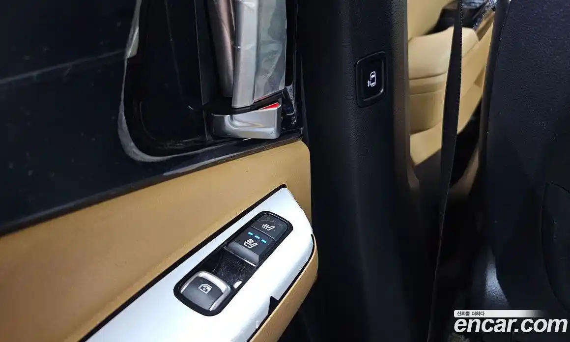 Kia Canival 2023 3.5 Автомат в Москве № 321603, фото 18