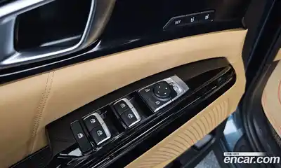 Kia Canival 2023 3.5 Автомат в Москве № 321603, миниатюра 2