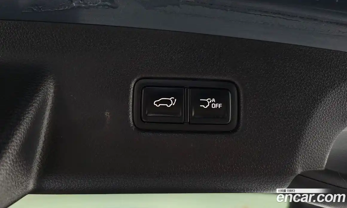 Kia Canival 2023 3.5 Автомат в Москве № 321603, фото 8