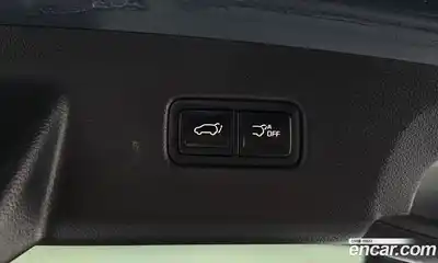 Kia Canival 2023 3.5 Автомат в Москве № 321603, миниатюра 8