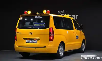 Hyundai Starex 2021 2.4 Автомат в Москве № 335475, миниатюра 7