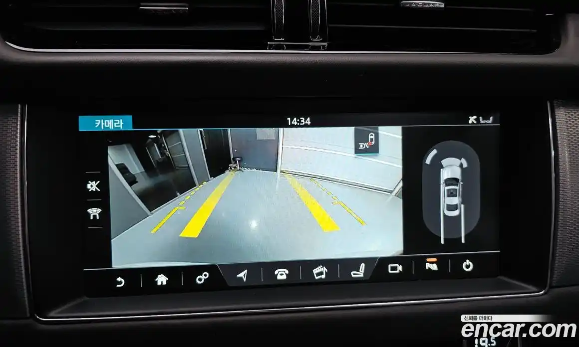 Jaguar XF 2017 2.0 Автомат в Москве № 335834, фото 15