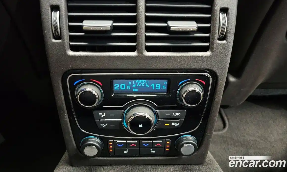 Jaguar XF 2017 2.0 Автомат в Москве № 335834, фото 18