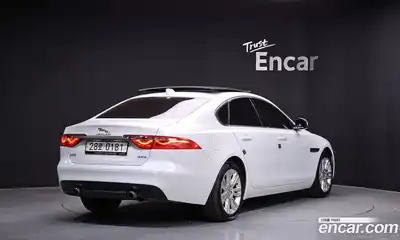 Jaguar XF 2017 2.0 Автомат в Москве № 335834, миниатюра 2