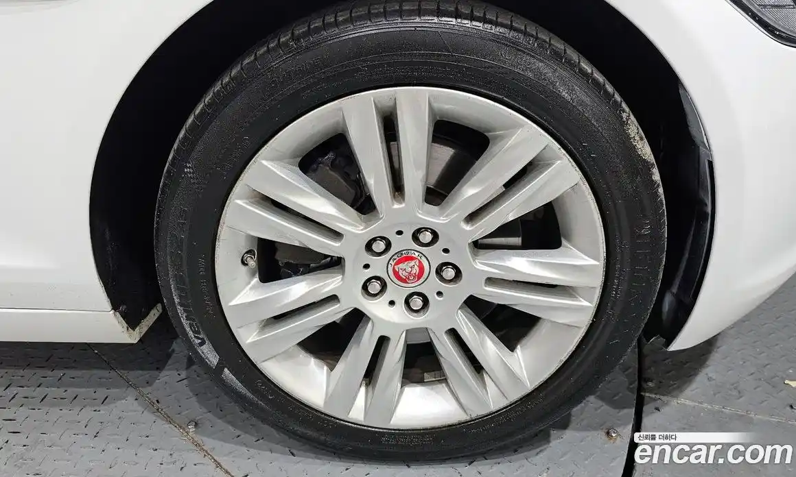 Jaguar XF 2017 2.0 Автомат в Москве № 335834, фото 5