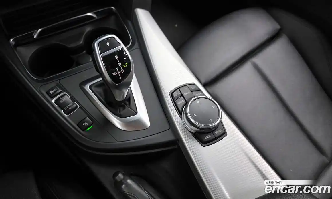 BMW 3-Series 2016 2.0 Автомат в Москве № 337245, фото 9