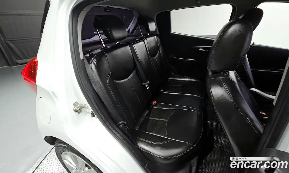 Chevrolet Spark 2016 1.0 Автомат в Москве № 36669, фото 12