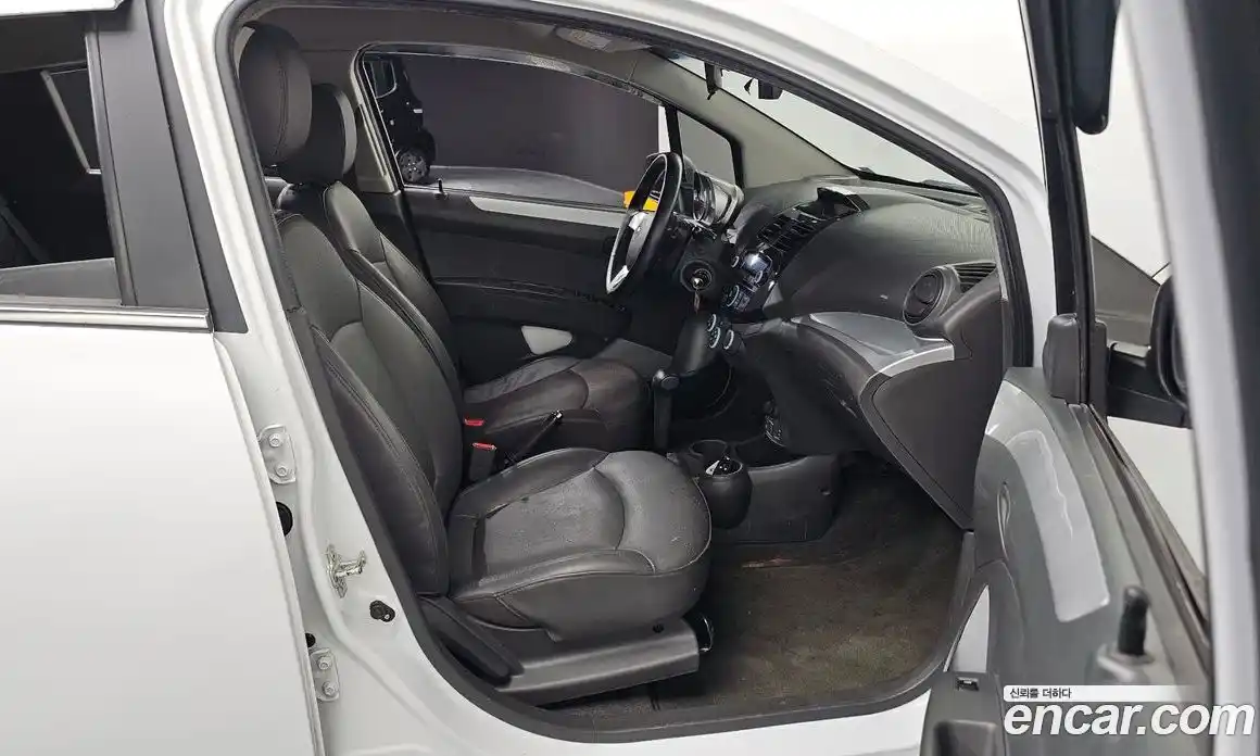 Chevrolet Spark 2014 1.0 Автомат в Москве № 37013, фото 15