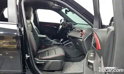 Chevrolet TrailBlazer 2024 1.3 Автомат в Москве № 38210, миниатюра 2