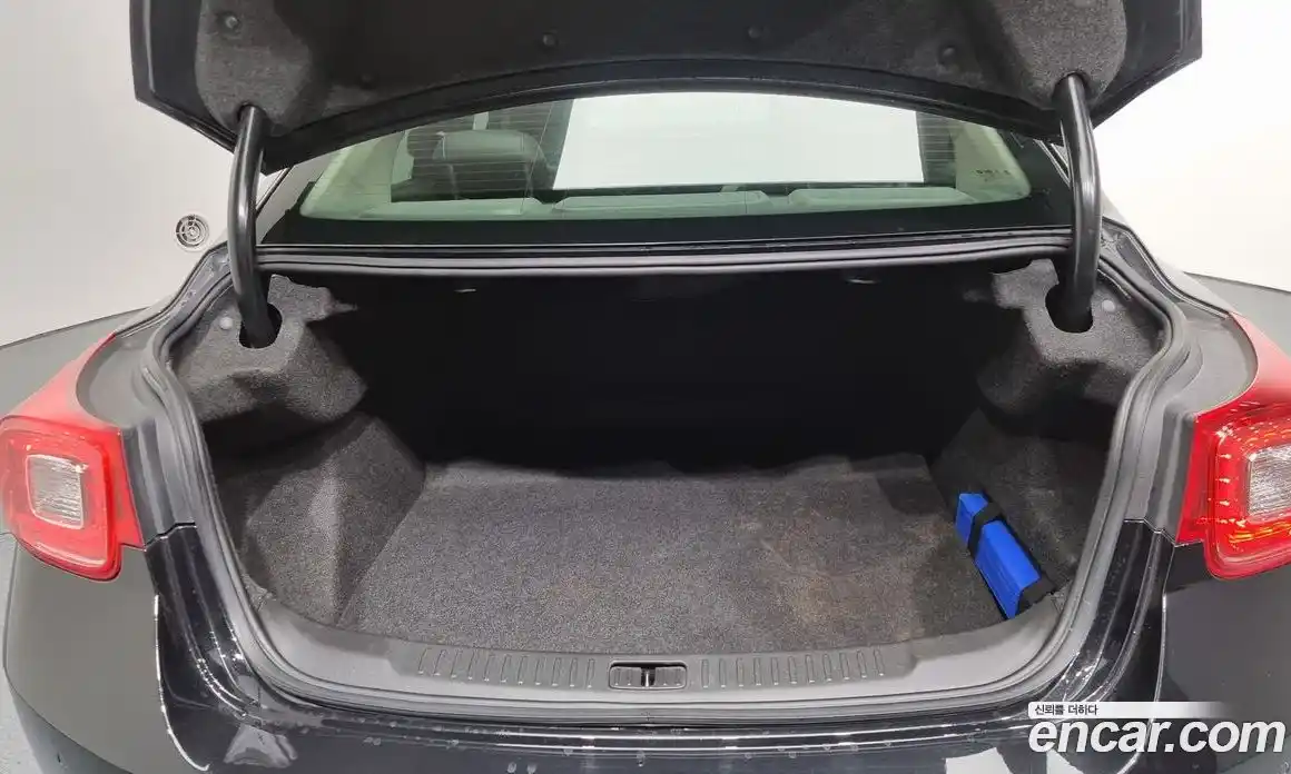 Chevrolet Malibu 2016 2.0 Автомат в Москве № 39510, фото 20