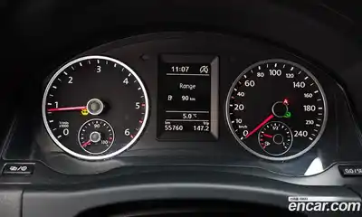 Volkswagen Tiguan 2015 2.0 Автомат в Москве № 400002, миниатюра 8