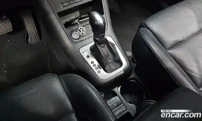 Volkswagen Tiguan 2015 2.0 Автомат в Москве № 400002, миниатюра 9