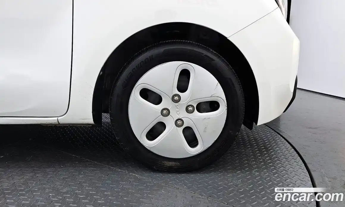 Kia Ray 2023 1.0 Автомат в Москве № 401470, фото 5