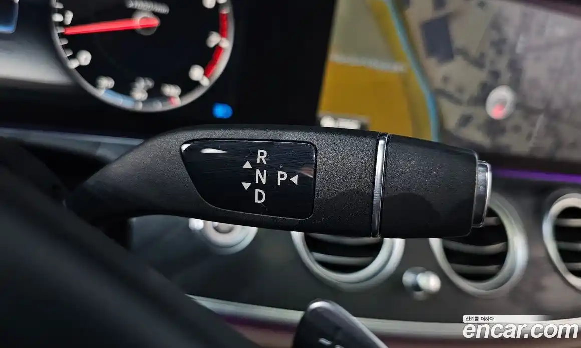 Mercedes-Benz E-Class 2017 2.0 Автомат в Москве № 413480, фото 9