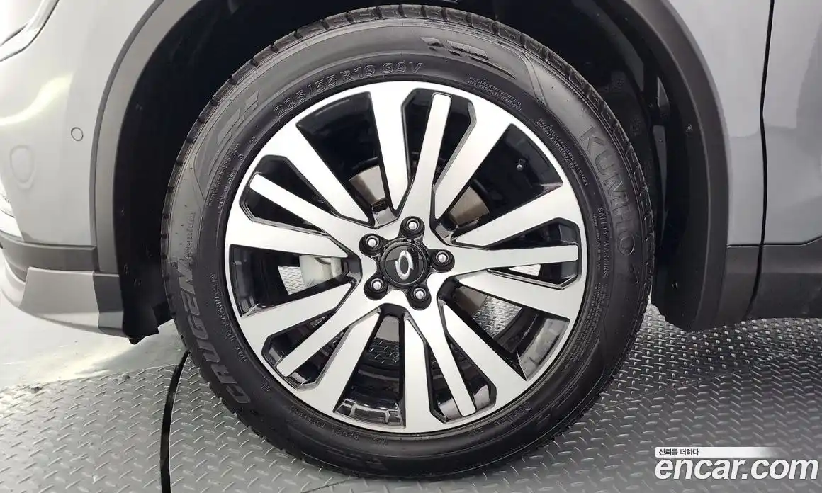 Renault QM6 2023 2.0 Автомат в Москве № 422950, фото 5