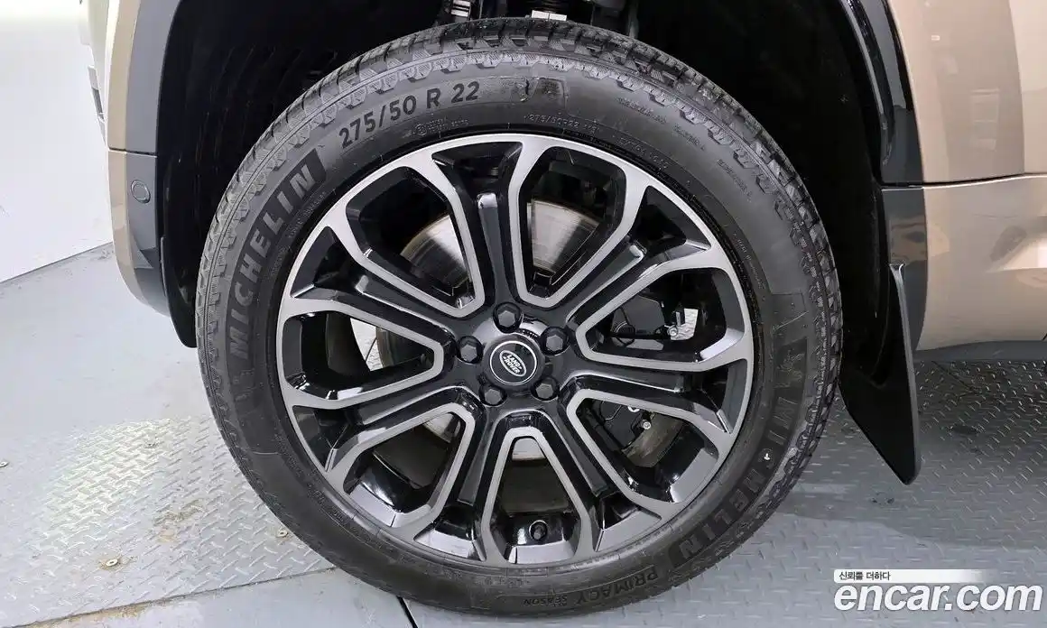 Land Rover Defender 2025 4.4 Автомат в Москве № 431151, фото 5