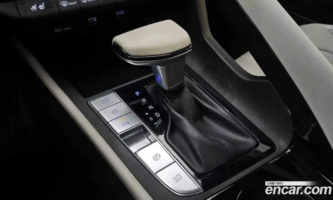 Hyundai Avante 2022 1.6 Автомат в Москве № 44074, фото 18