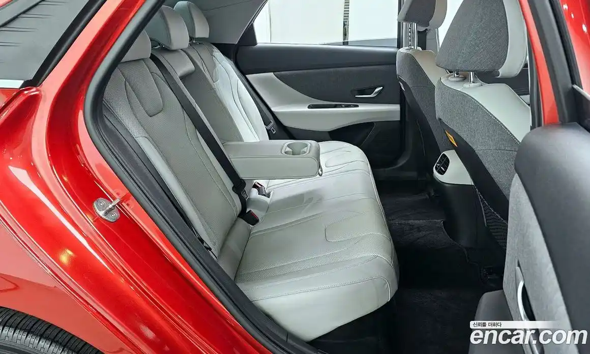 Hyundai Avante 2022 1.6 Автомат в Москве № 44074, фото 4