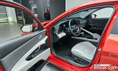 Hyundai Avante 2022 1.6 Автомат в Москве № 44074, миниатюра 5