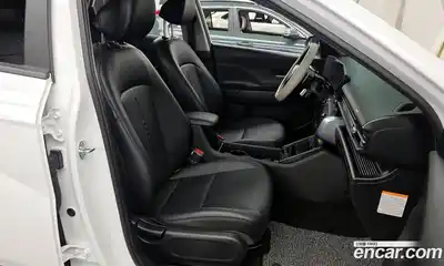 Hyundai Kona 2025 1.6 Автомат в Москве № 44421, миниатюра 7