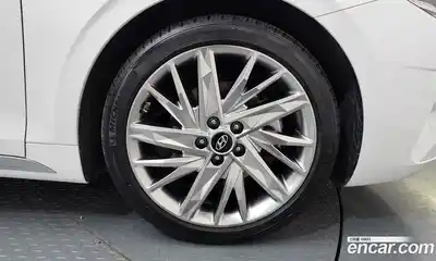 Hyundai Grandeur 2021 2.5 Автомат в Москве № 449479, миниатюра 4