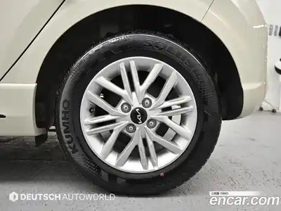 Kia Morning 2022 1.0 Автомат в Москве № 451472, миниатюра 5